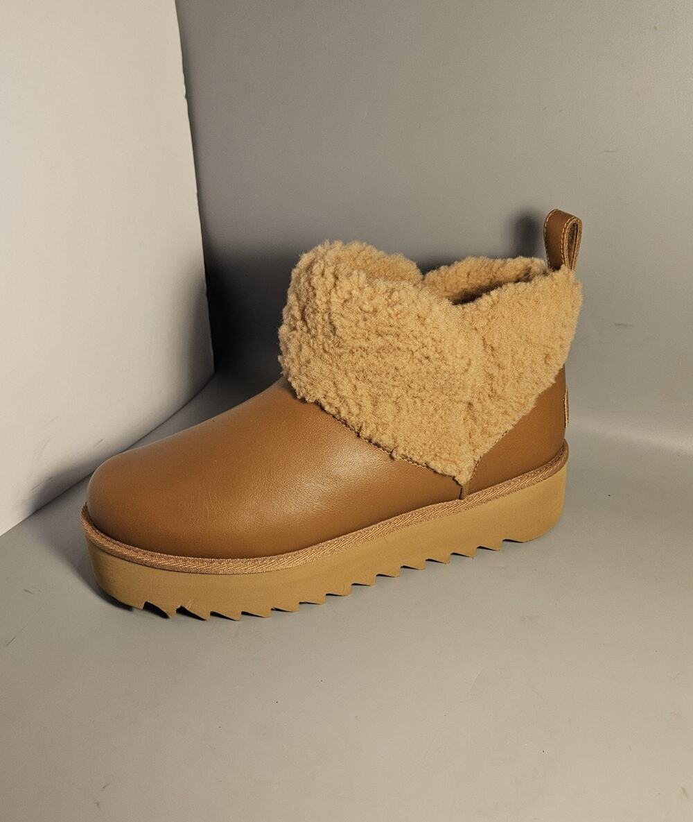 Ugg Australia Womens Alina Ultra Mini Curled 2" Platform Boot Sz 8 Comfort EUC